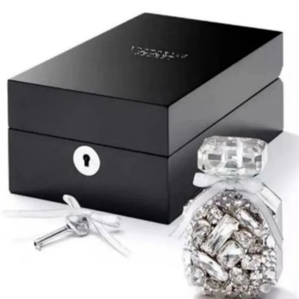 Bombshell Lux Edition - Picture 3 of 9